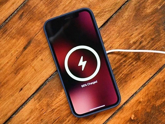 万宁苹果手机维修分享iPhone 12可以随便充电吗 